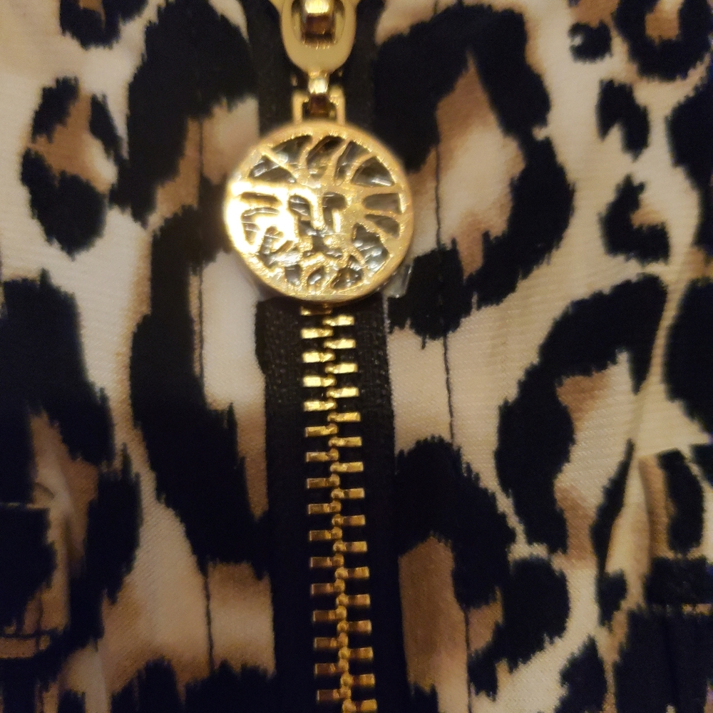 NWT- Anne Klein Animal Print Romper - Picture 6 of 10